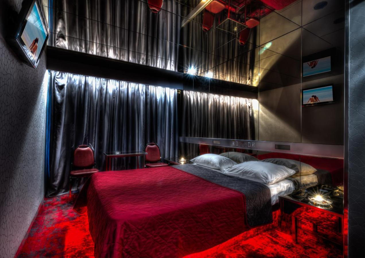 Alfa Hotel Skaramangás Extérieur photo